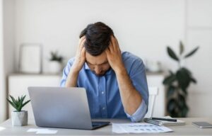 ¿Te pueden despedir estando de baja por depresión? Descubre qué dice la ley en España